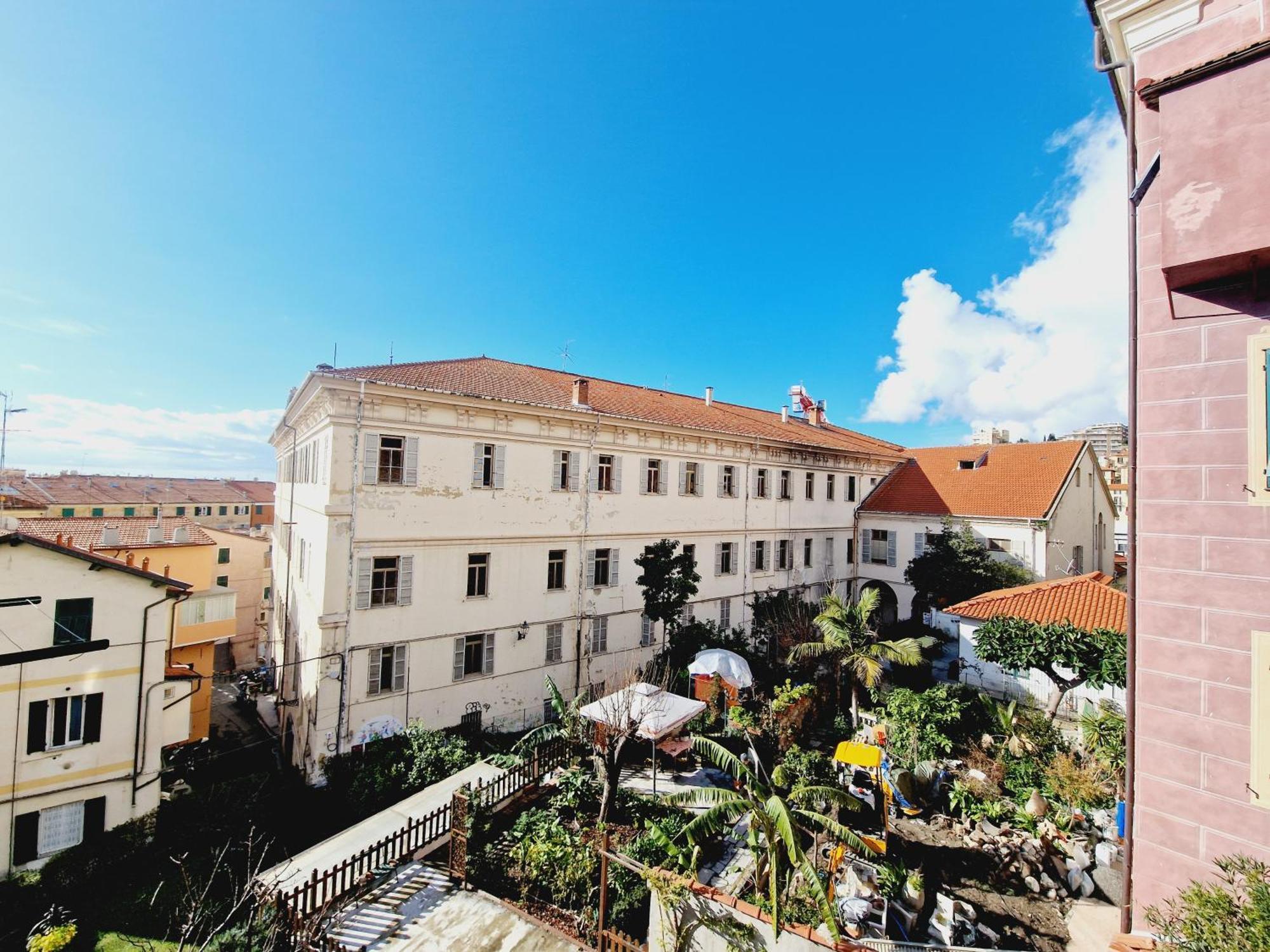 Homeholidaysanremo - Classic Bagian luar foto
