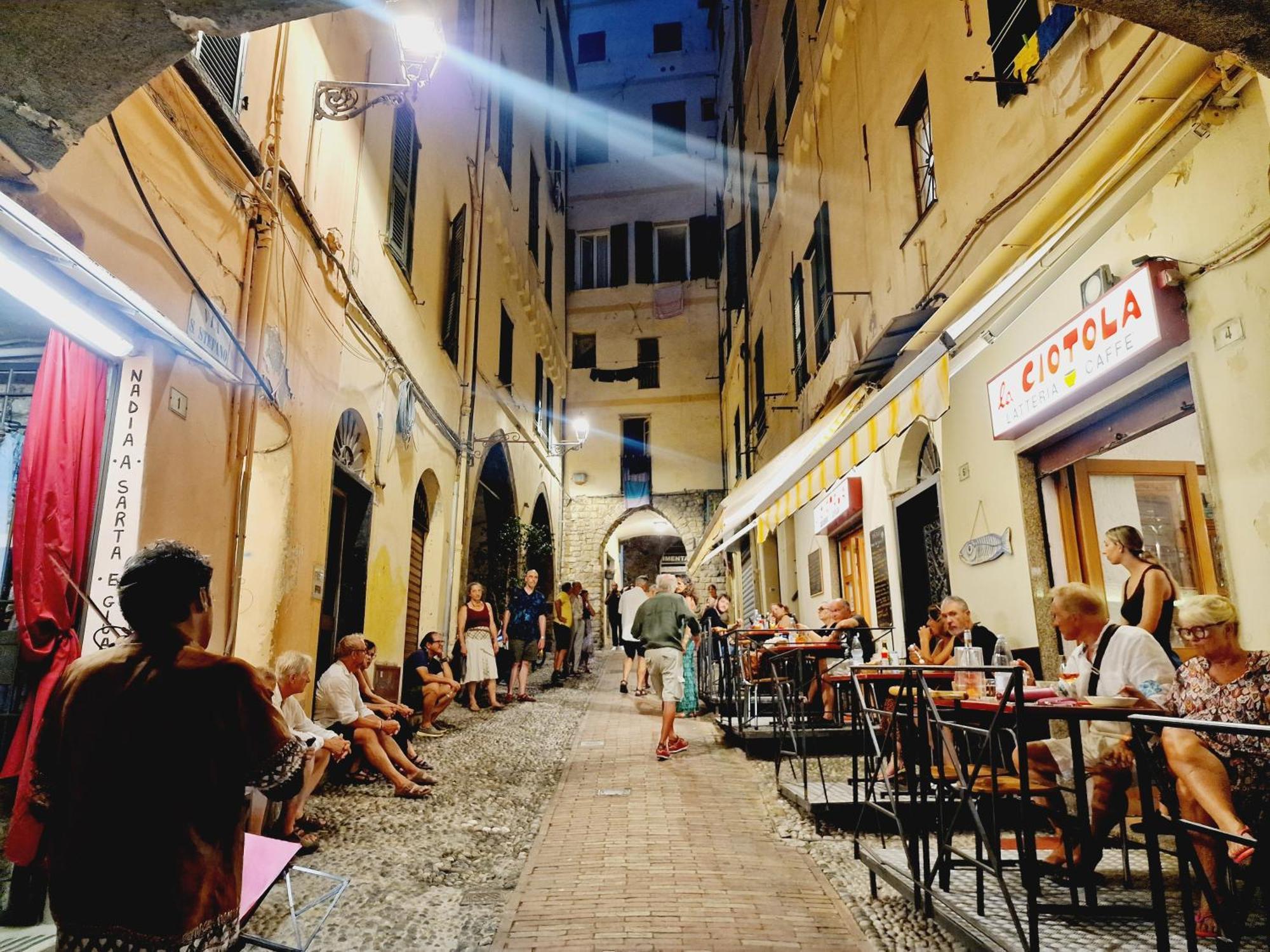 Homeholidaysanremo - Classic Bagian luar foto